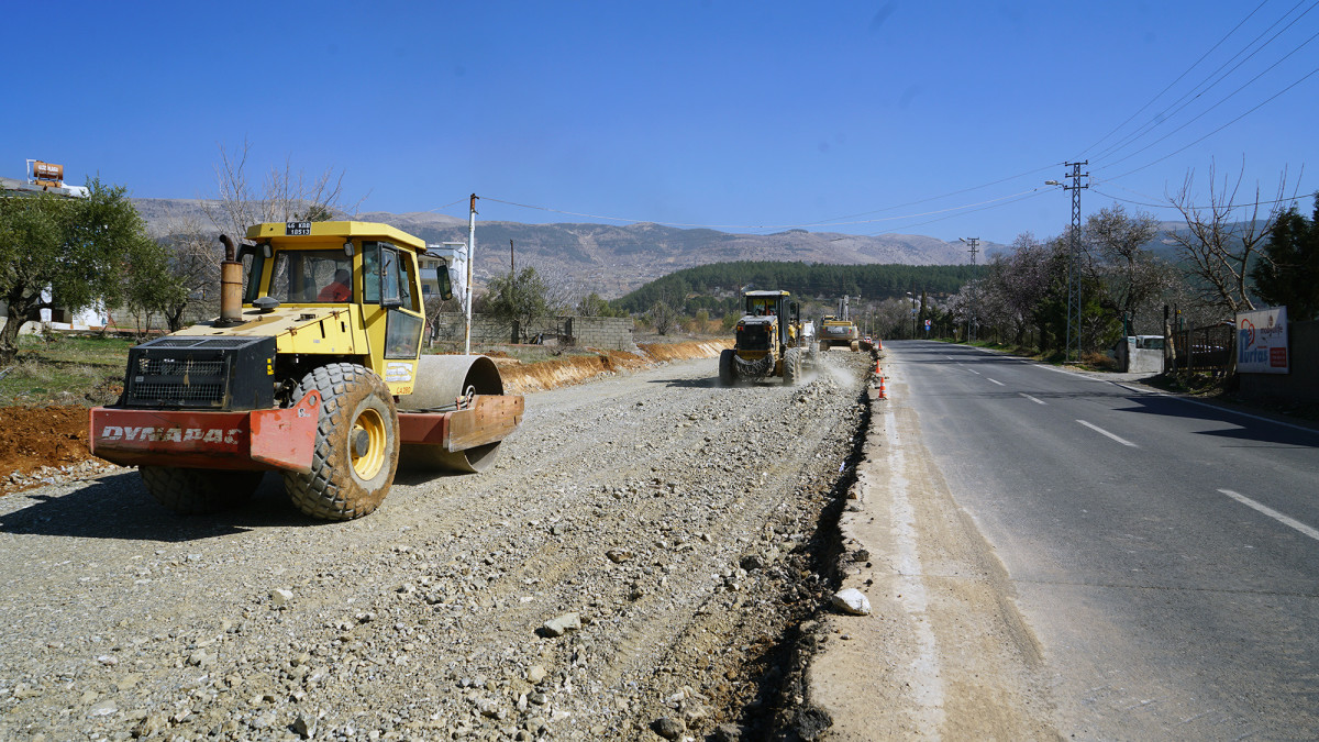 Büyükşehir’den Yedikuyular ve Bertiz Yolu İçin Genişletme Hamlesi!