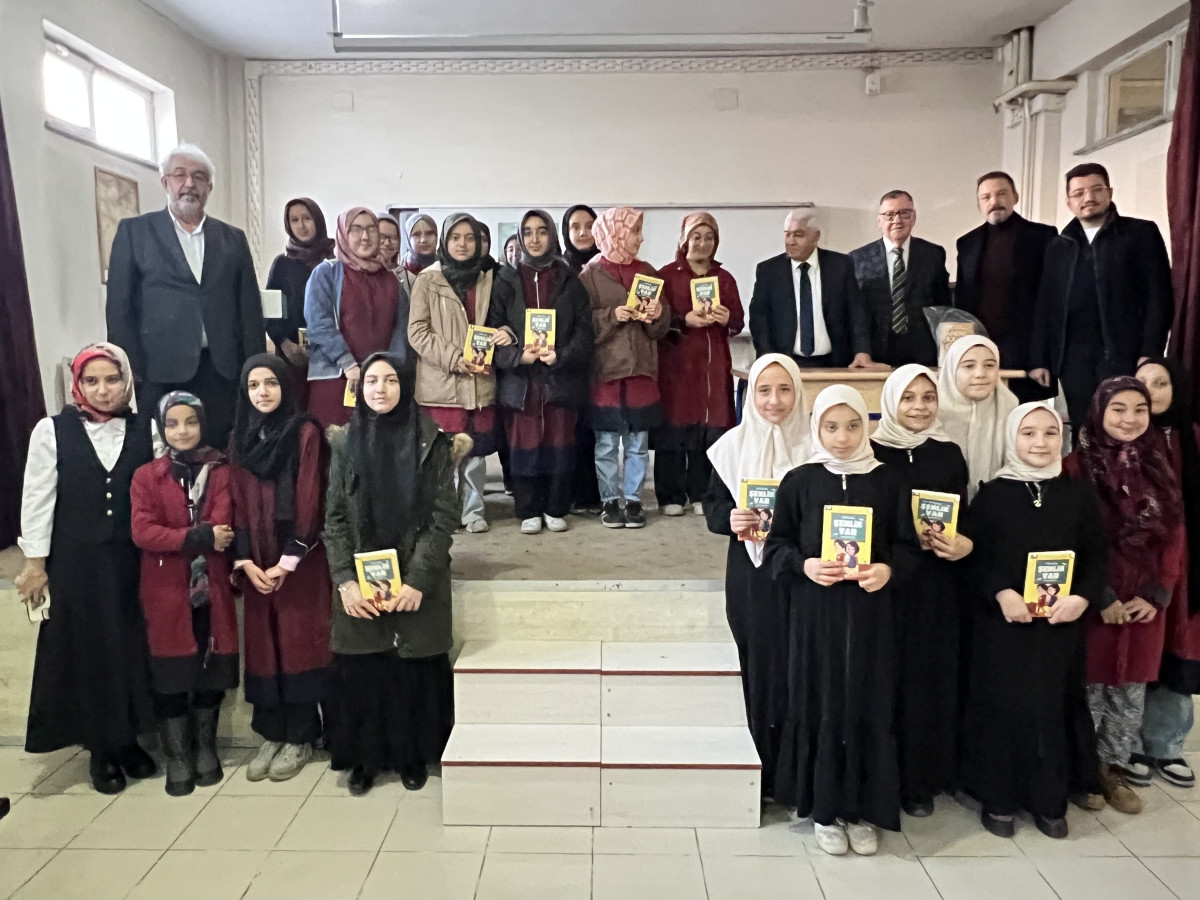 SANDAL HOCA İMAM HATİP ORTAOKULU’NDA ANLAMLI BULUŞMA